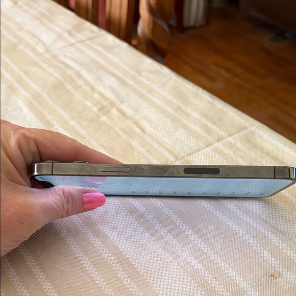 IPhone 12 ProMax - Picture 6 of 6